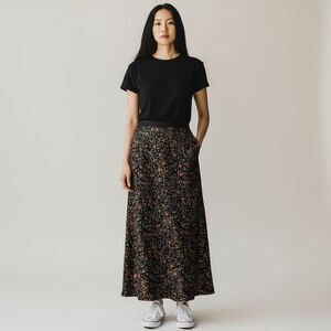 NWT Victoria Secret PINK Black & Red Floral Maxi Skirt elastic waist size M